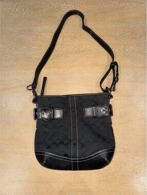 Vintage Coach Soho Signature Canvas Buckle Duffle Bag 3574 Black Jacquard